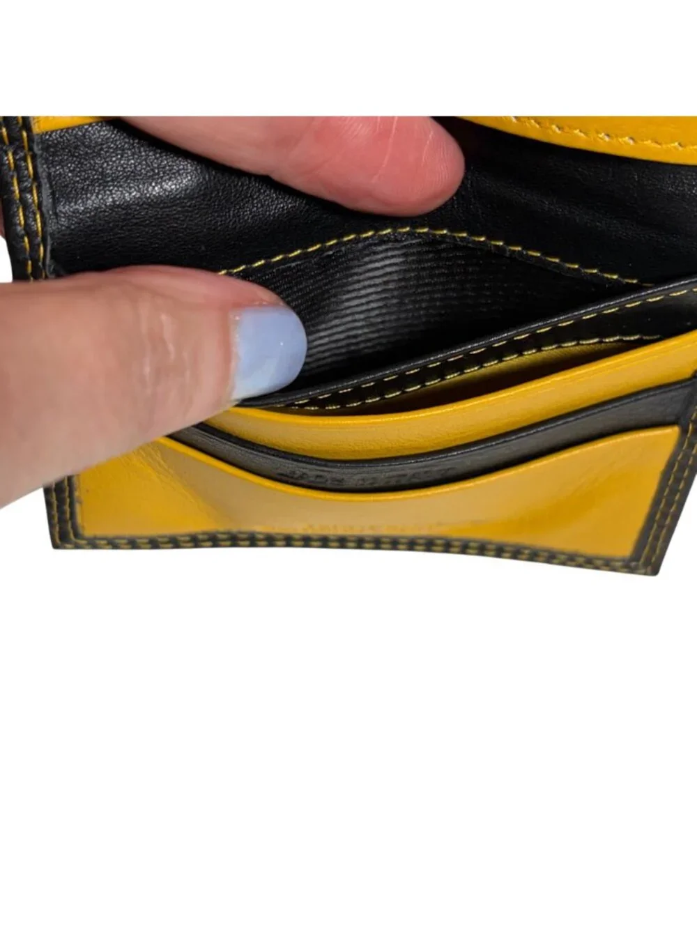 Borgo Etruschi Leather Card Case Black Yellow ID Credit Business Made in Italy